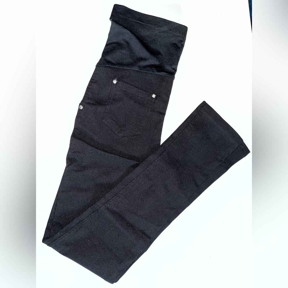 NWOT***Women maternity Black Jeans size XL New without  tags never worn.